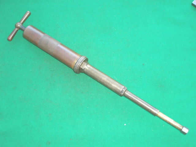 AUSTIN SEVEN TOOLKIT GREASE GUN BT30 FOR EARLY CARS - Click Image to Close
