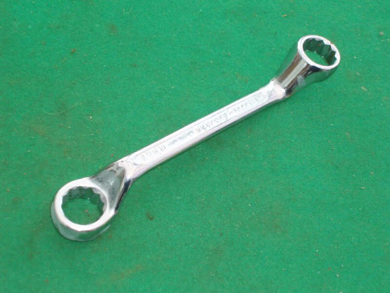 BEDFORD METRIC SHORT TYPE RING SPANNER 18 X 19MM NOS - Click Image to Close