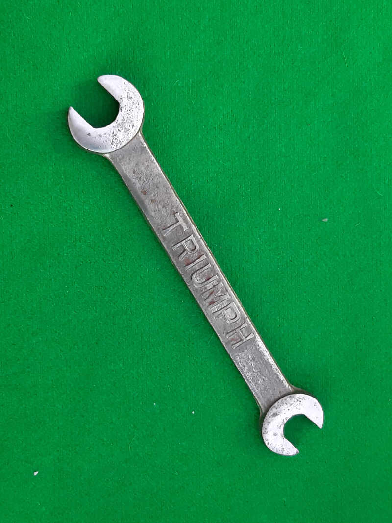 TRIUMPH TOOLKIT OPEN END SPANNER 1/8 X 5/32 WHITWORTH D360 - Click Image to Close